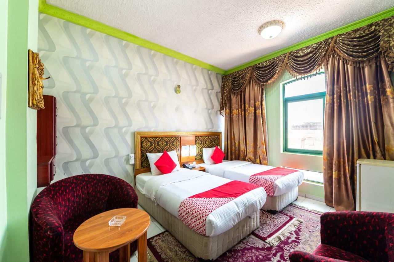 Oyo 191 Golden Sea Hotel دبي المظهر الخارجي الصورة